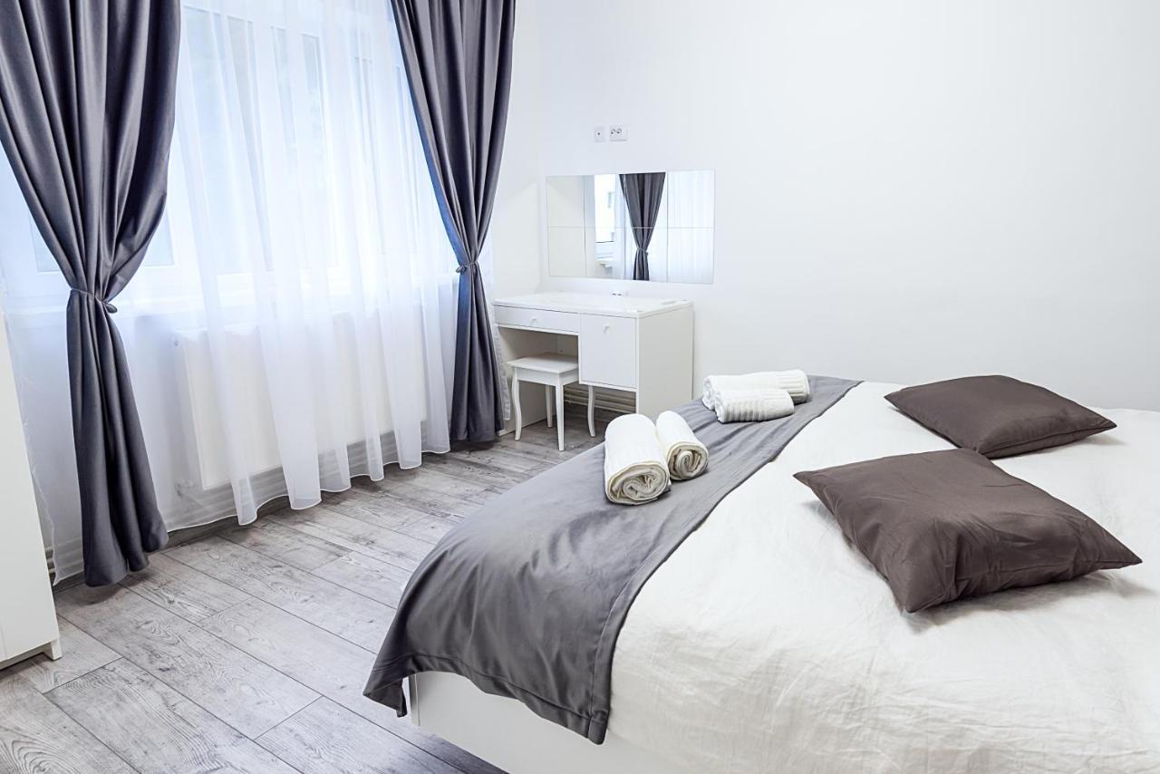Cristopher Apartament Busteni Exterior photo