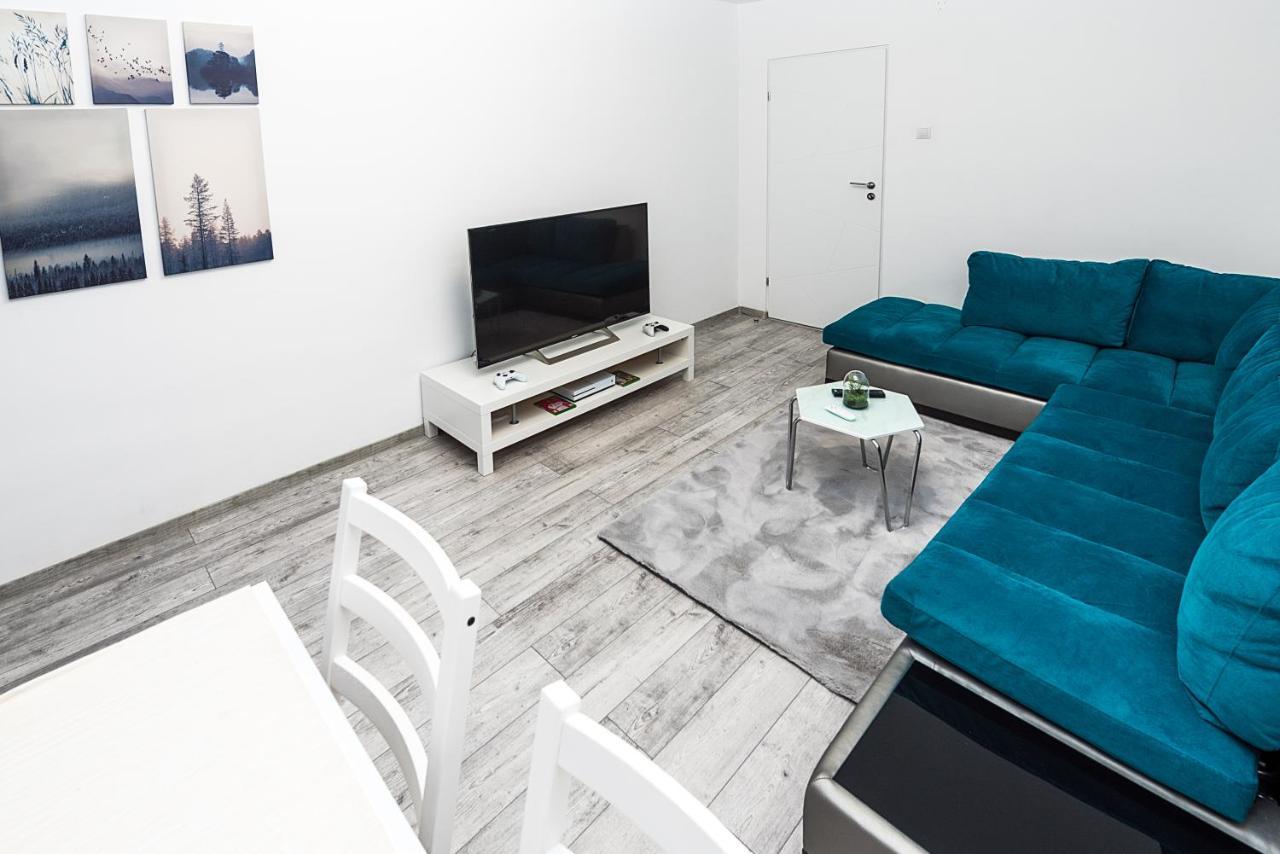 Cristopher Apartament Busteni Exterior photo